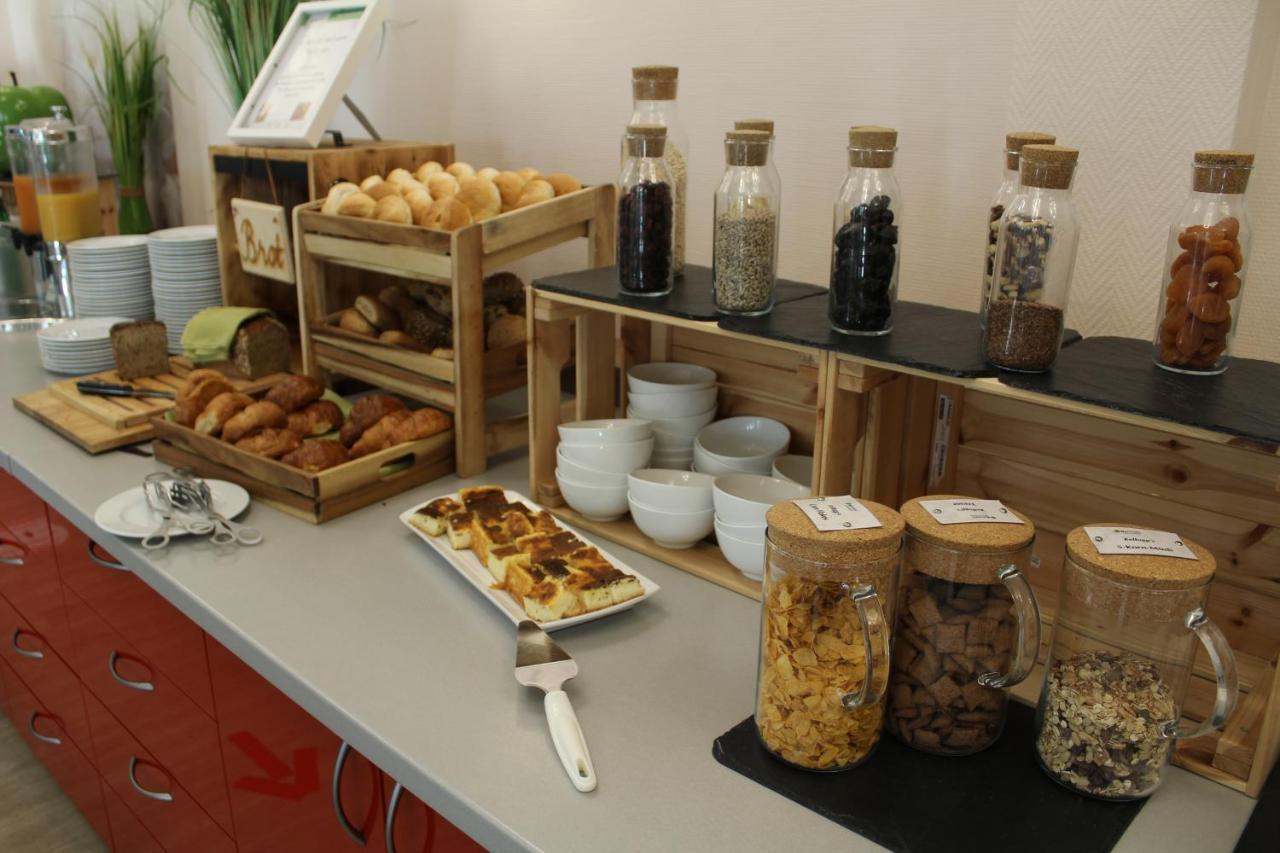 H+ Hotel ארפורט מראה חיצוני תמונה