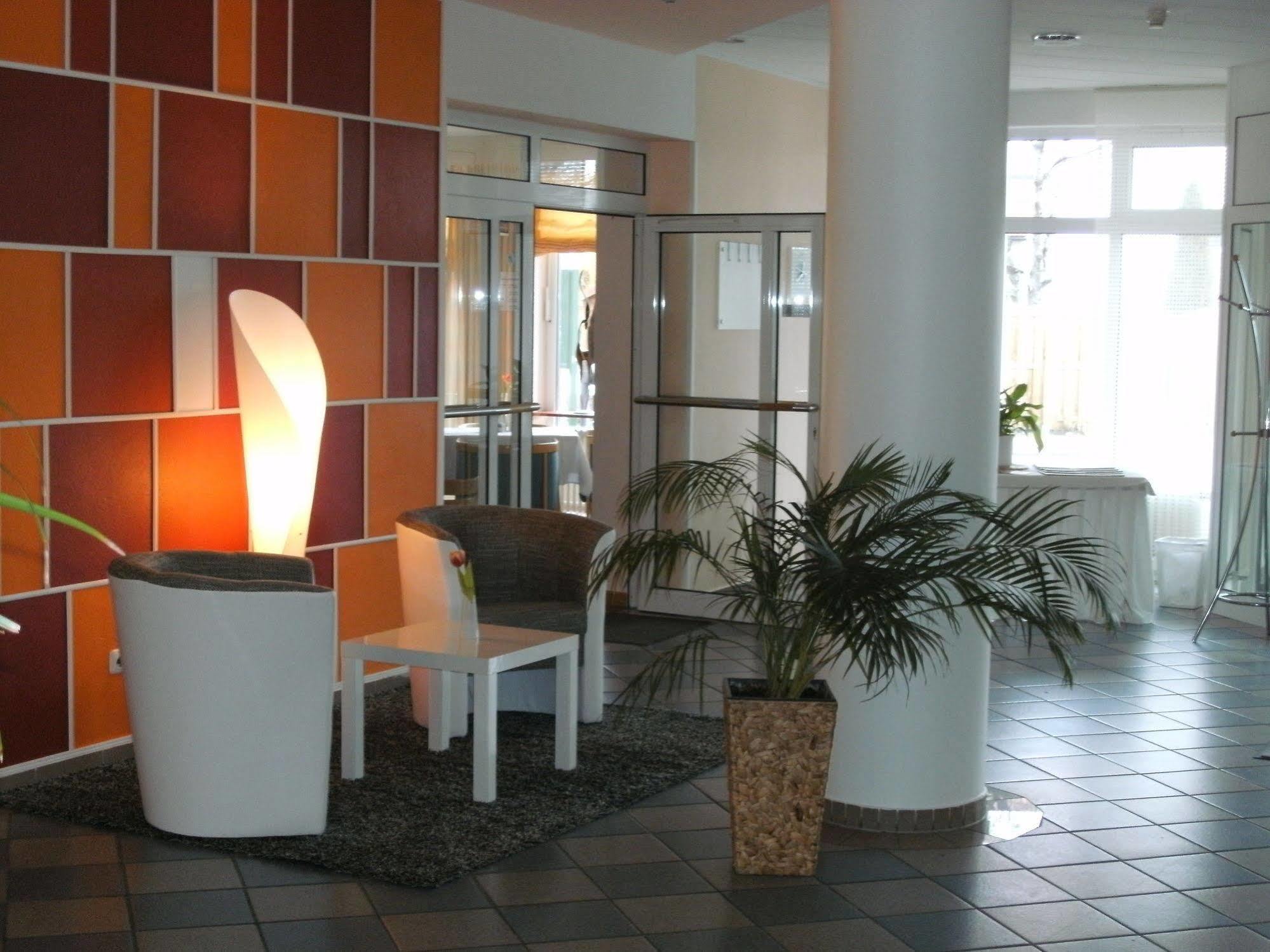 H+ Hotel ארפורט מראה חיצוני תמונה
